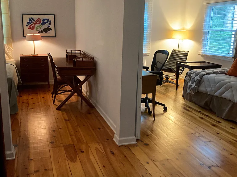 311 Meadows W — Photo 10