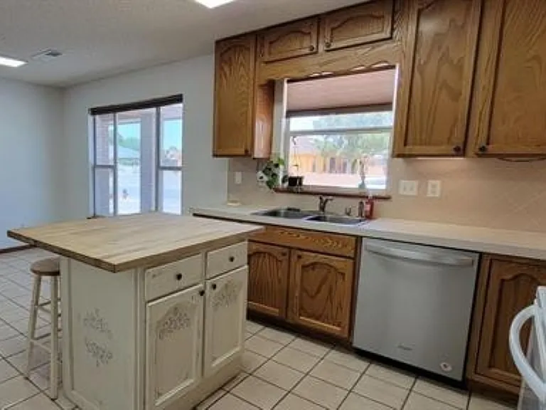 972 Mimosa Ave — Photo 10