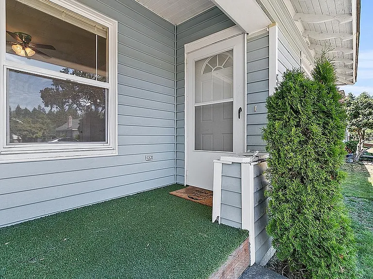 506 Louviers Ave — Photo 4