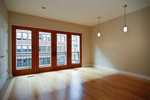 918 W Van Buren St — Photo 12