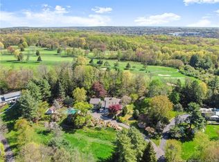 552 Hoydens Hill Rd, Fairfield, CT 06824