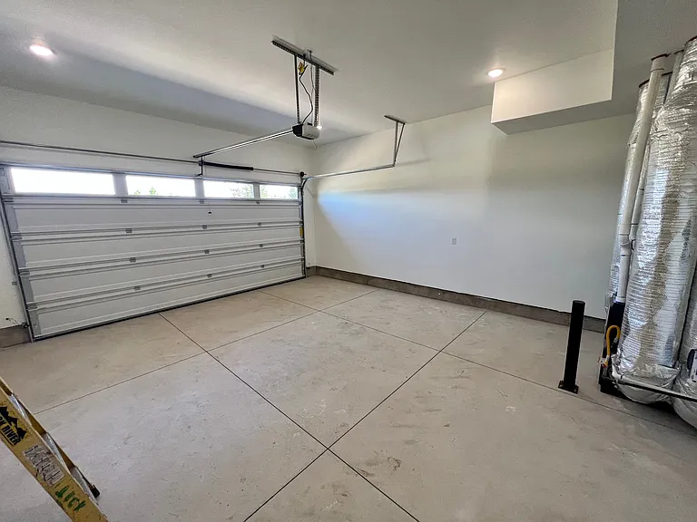 210 Bogey Ln — Photo 22