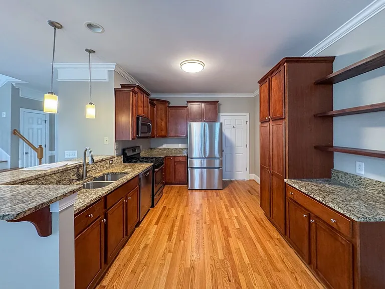 709 Kensington Park Rd — Photo 14