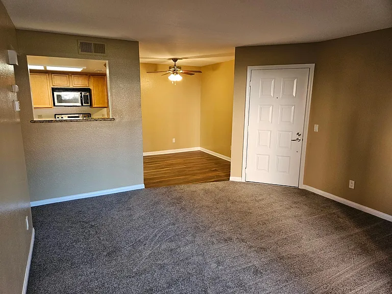 12071 Alta Carmel Ct #87 — Photo 8