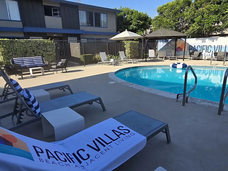 Pacific Villas — Photo 30