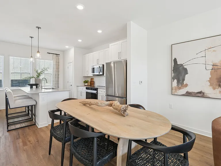 Hamlet Watkins Centre - Homes & Townhomes for Rent — Photo 50