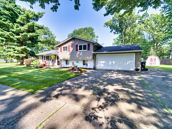 2nd image of 6717 Cypress Dr