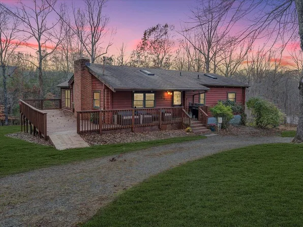 501 Spinnaker Way, Moneta, VA 24121
