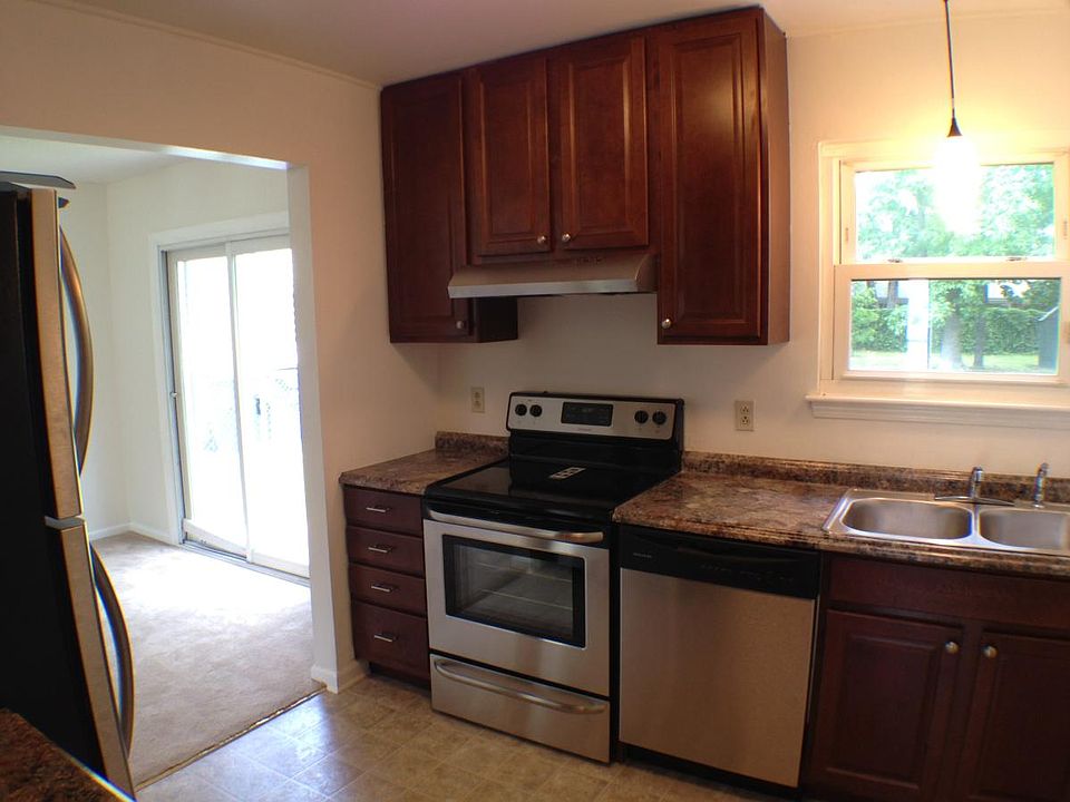 1st image of 2524 Minnesota Ave