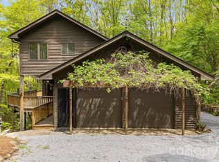 24 Smokey Rd, Asheville, NC 28803