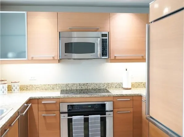 222 Karen Ave Unit 1004, Las Vegas, NV 89109