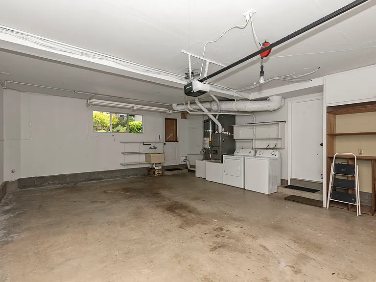 13981 Mercado Dr — Photo 44