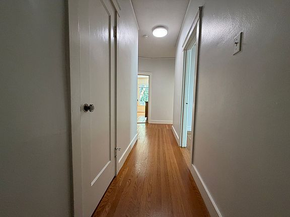 2nd image of 3035 Gough St #3