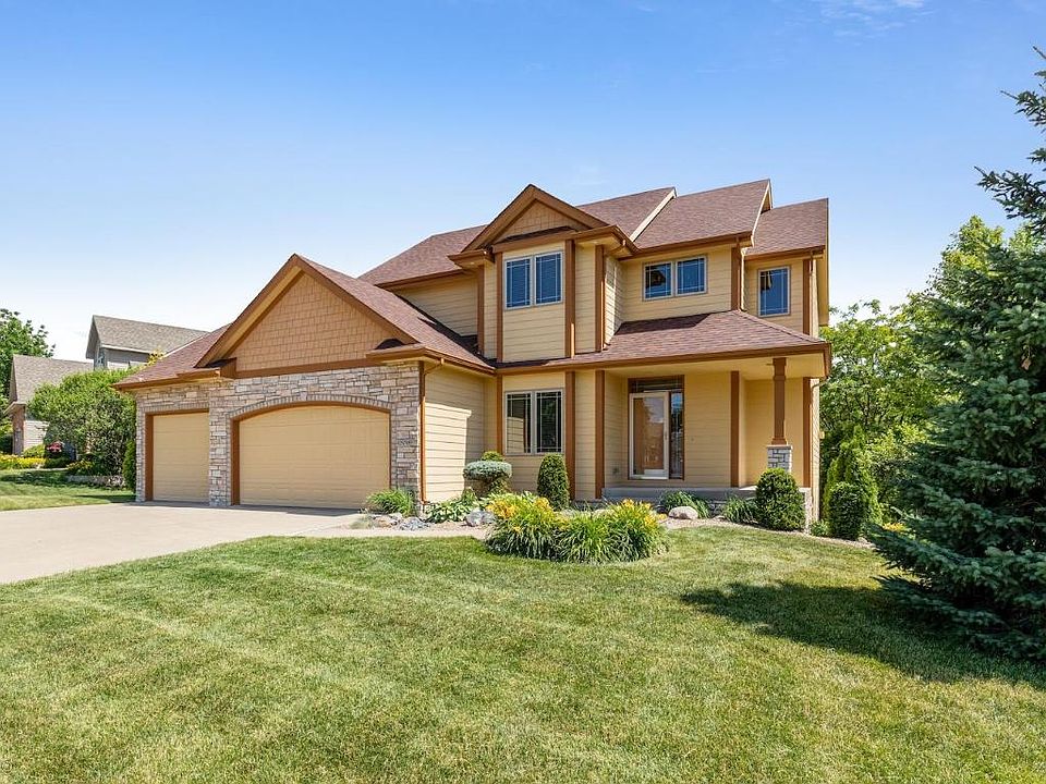 15198 Beechwood Ave, Clive, IA 50325 | Zillow