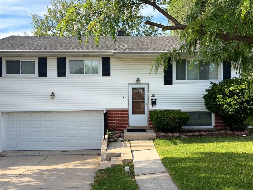 1st image of 32 E Schubert Ave