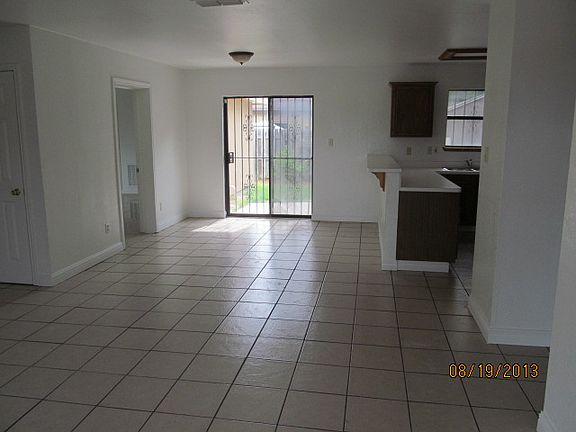 4th image of 3186 Canterbury Ct