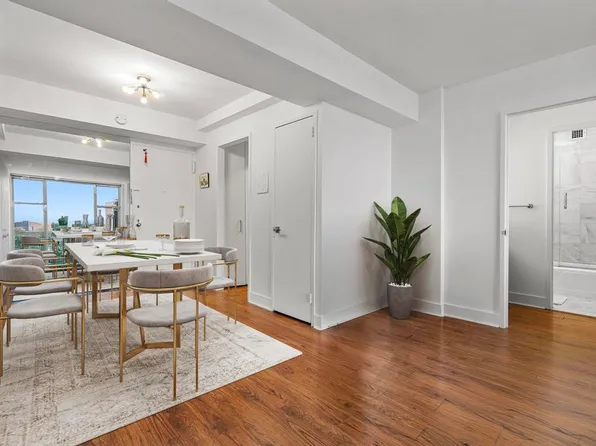 117 East 57th Street 48G image 2 of 11