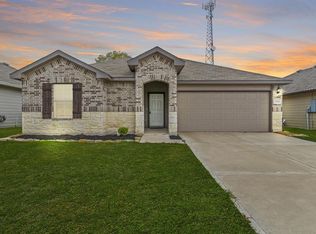 204 Comal Dr, Huntsville, TX 77340