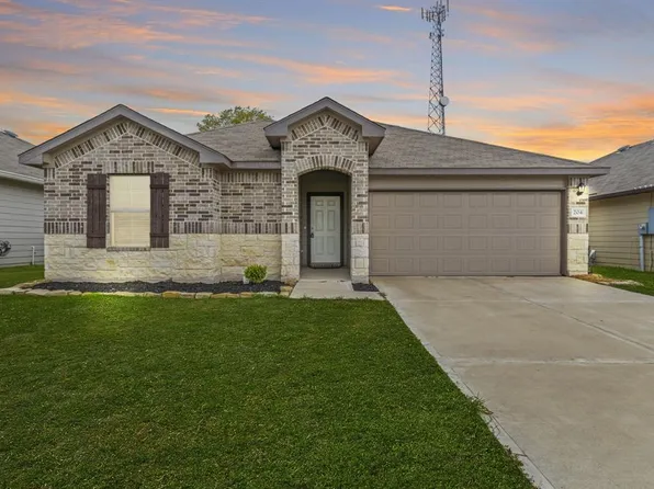 204 Comal Drive, Huntsville, TX 77340