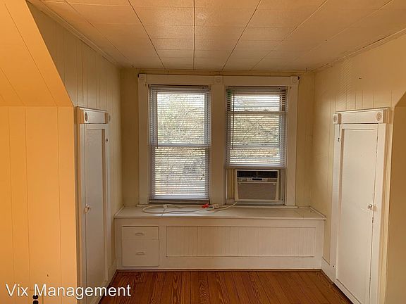 5th image of 301 N Washington Ave