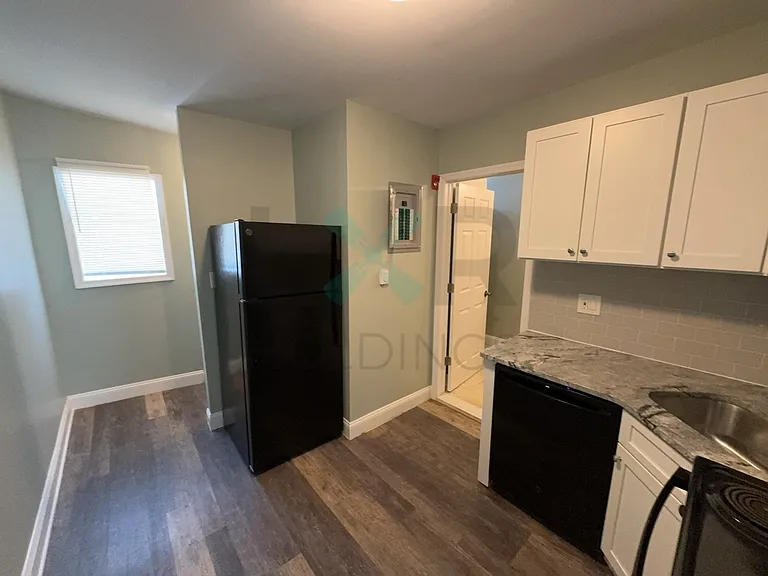 6139 Vine St #3 — Photo 6