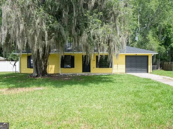 114 Laurel Ln, Kingsland, GA 31548