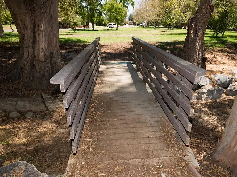 Bee canyon park