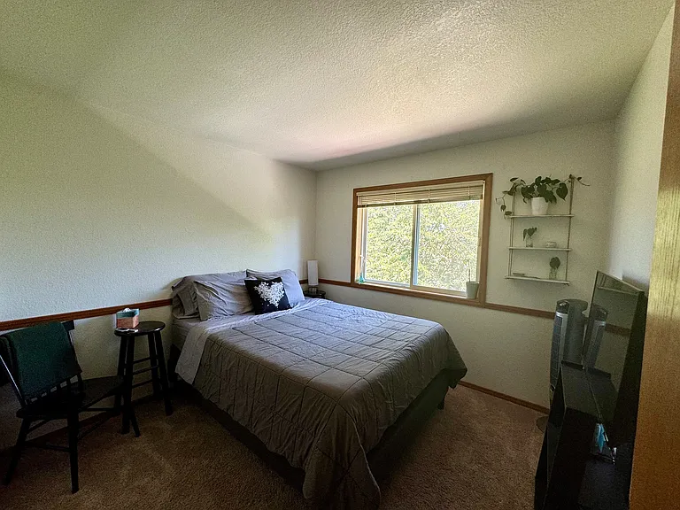 Guest Bedroom 1 Staged