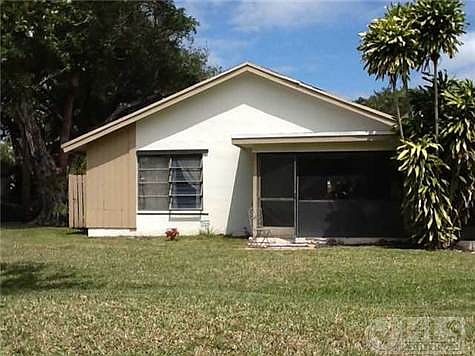 1st image of 4242 Palm Forest Dr S