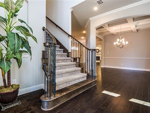 4th image of 3905 N Brookridge Ct