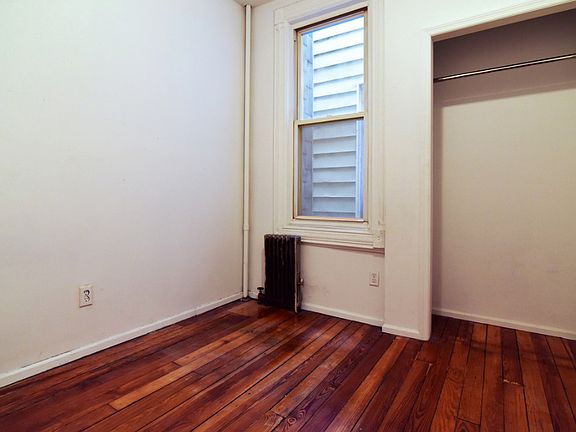 3rd image of 84 Newel St #2L