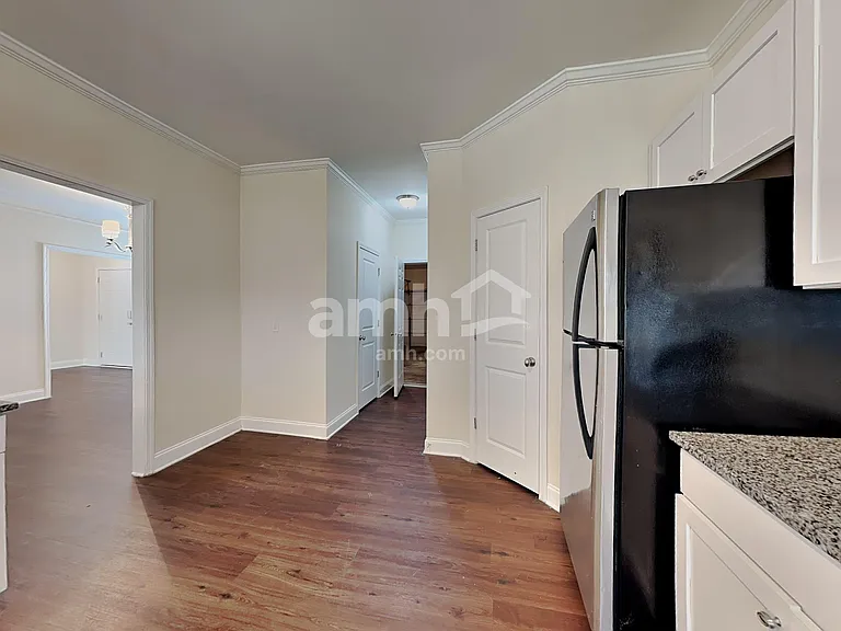 110 Dynasty Ln — Photo 4