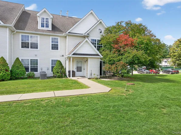 215 Ruth Court, Middletown, NY 10940