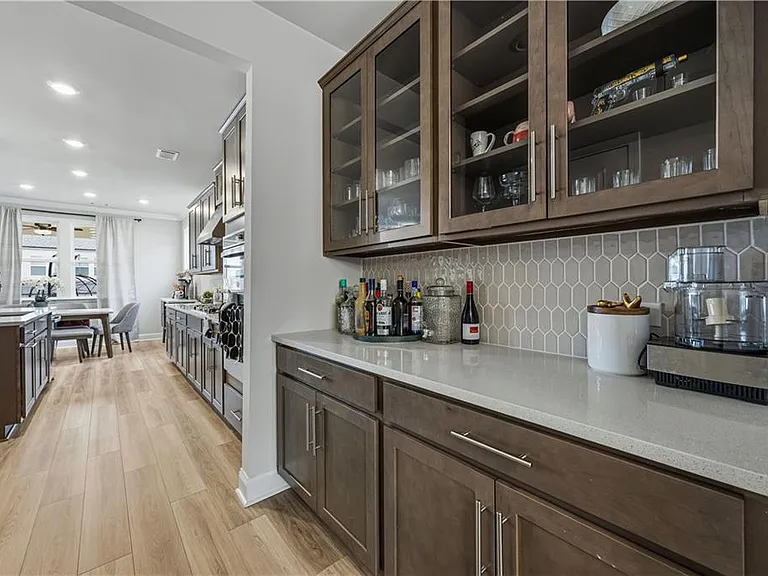 3168 Shirecrest Ln — Photo 8