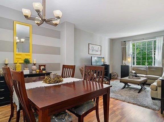 3rd image of 1745 Avalon Ct