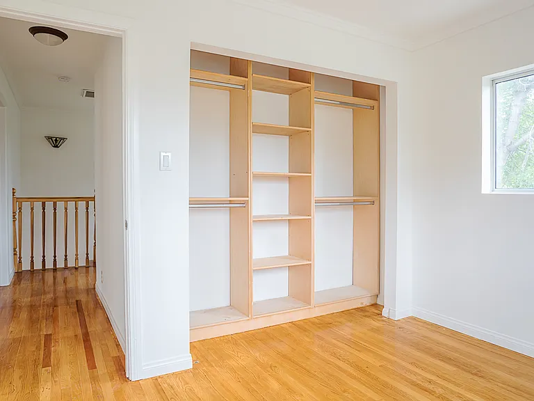 4018 Clayton Ave — Photo 17