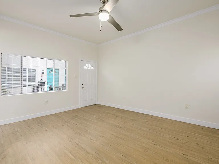 1234 N. Berendo — Photo 26
