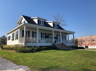 412 S Beach Blvd, Bay Saint Louis, MS 39520