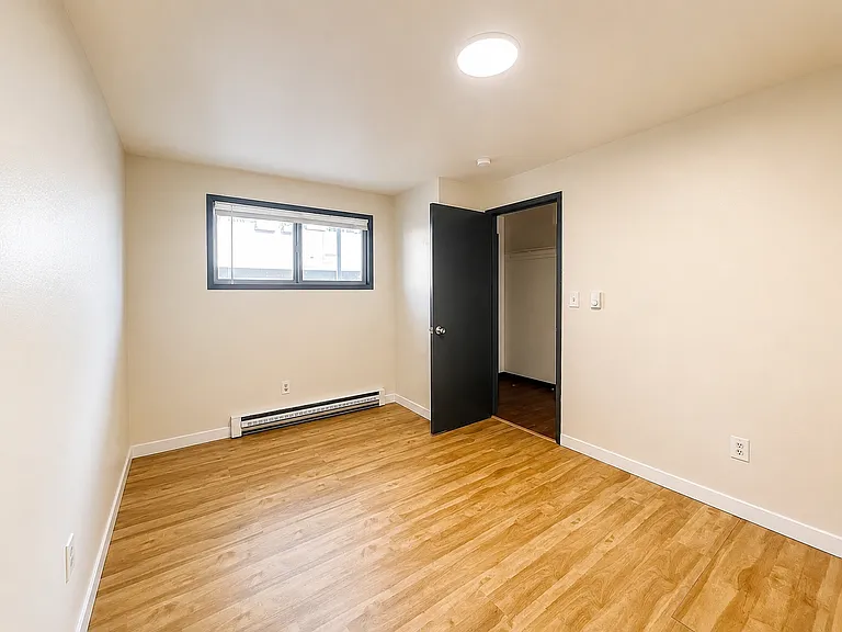 921 N 96th St #13A — Photo 9