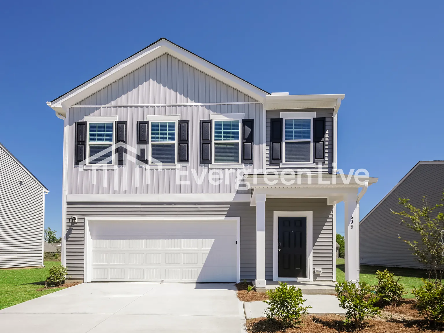 4 bed, 3.0 bath, 2260 sqft, $2,065 — Photo 2