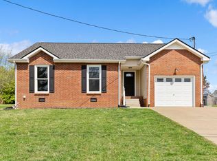 3105 Larson Ln, Clarksville, TN 37043