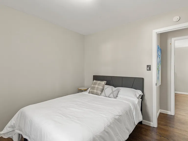 Summit Dr — Photo 10