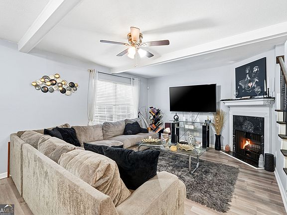 5th image of 754 Garden View Dr