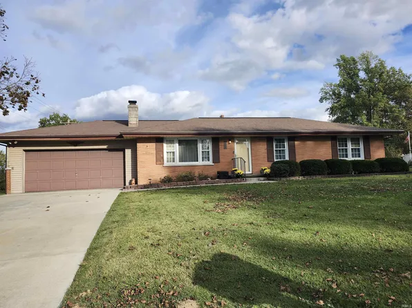 621 N 2nd St, Chandler, IN 47610