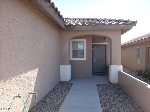 2nd image of 6143 Majestic Wind Ave