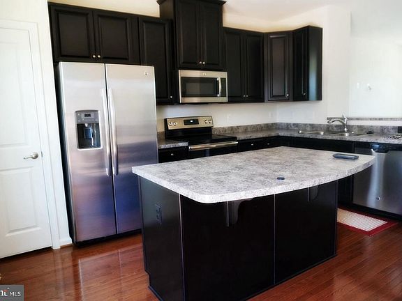 2nd image of 6188 Willow Pl