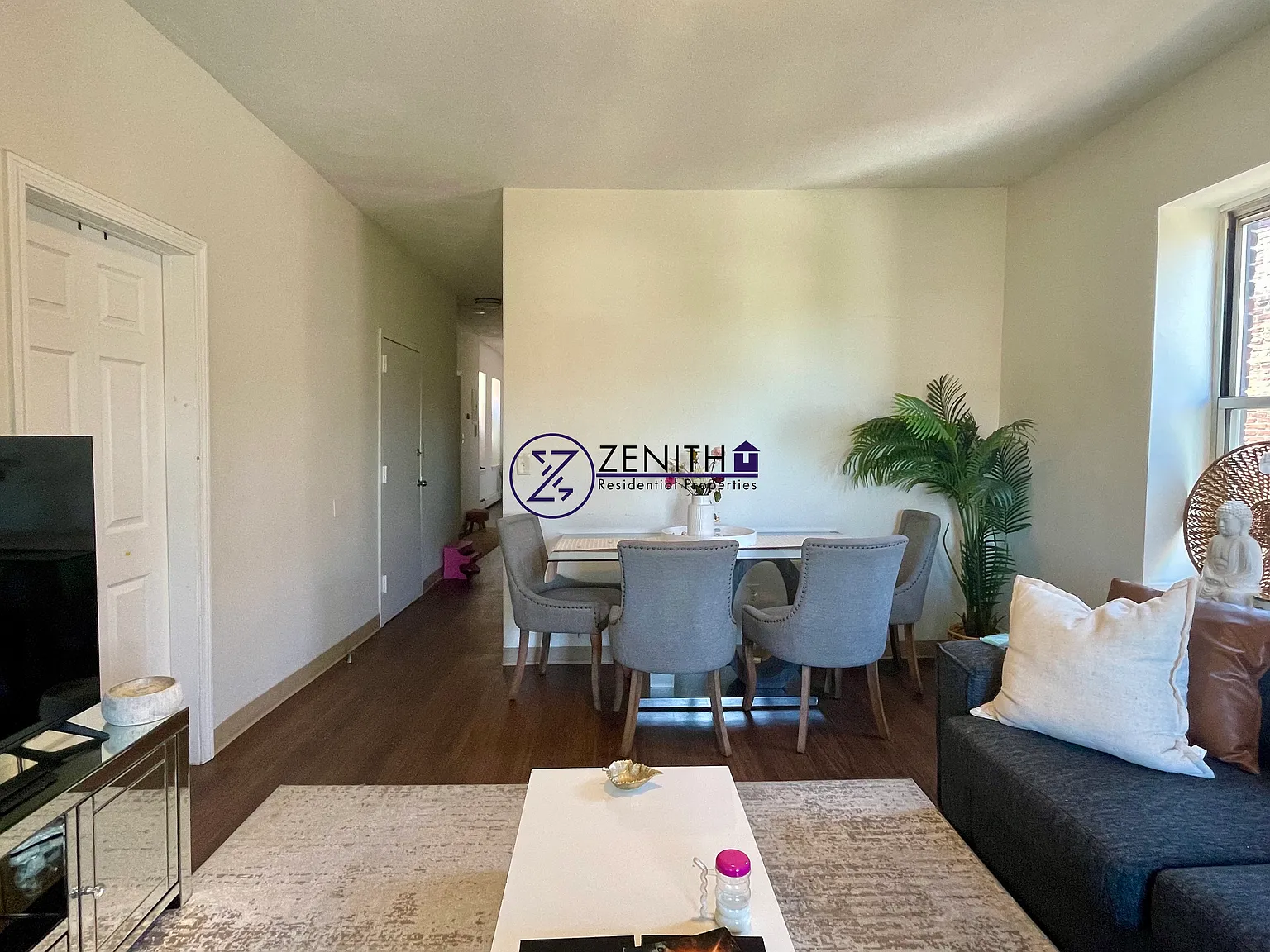 4 bed, 1300 sqft, $3,223 — Photo 2