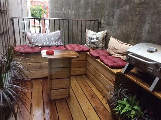 Sold by Giaps Realty Group LLC | media 6