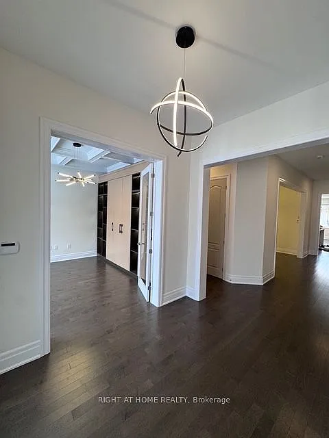 5 bed, $8,500 — Photo 2