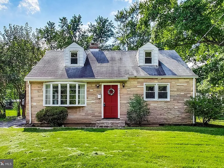 6641 Barrett Rd — Photo 47